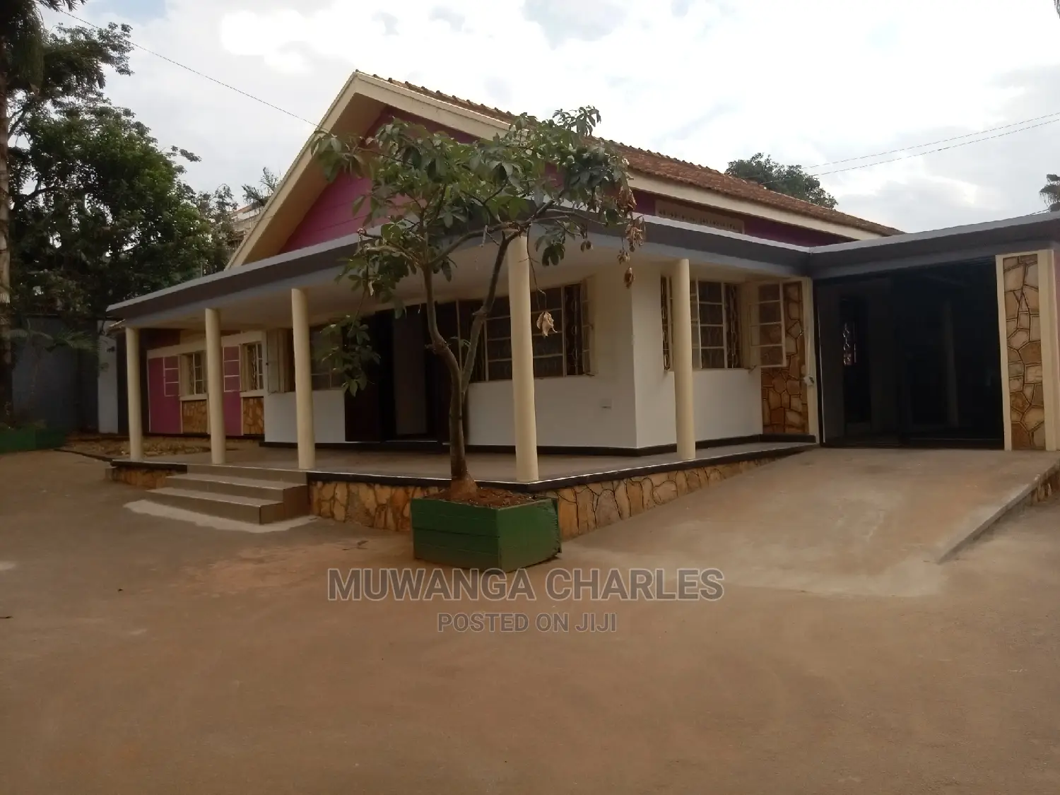 4bdrm House in Fs Properties Ltd, Central Division for Rent
