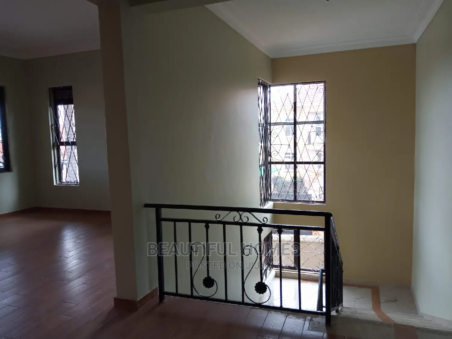 Furnished 5bdrm Duplex in Kira Ministerz for Sale