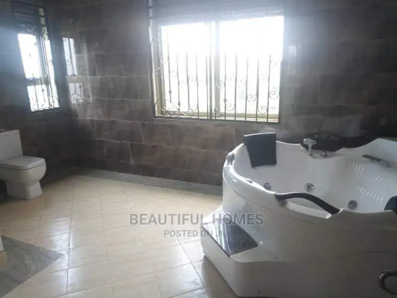 Furnished 5bdrm Duplex in Kira Ministerz for Sale