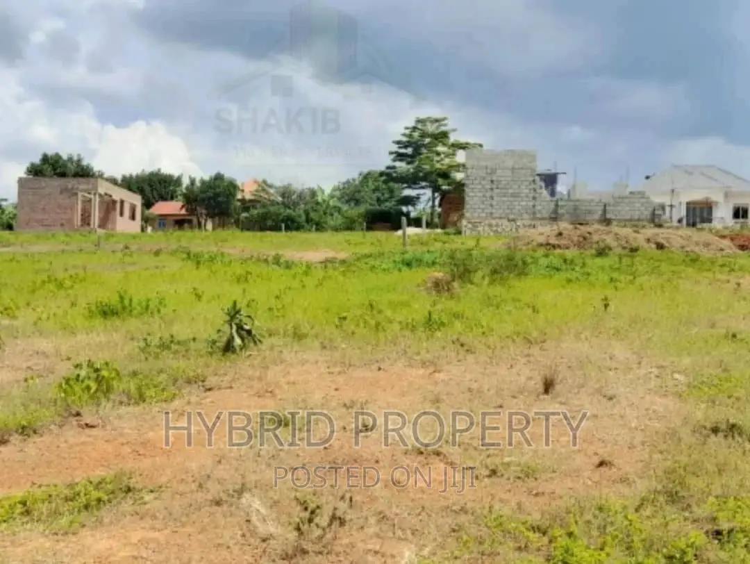 Plots for Sale at Nabbingo Land Estate Along Masaka Road. in Nsangi