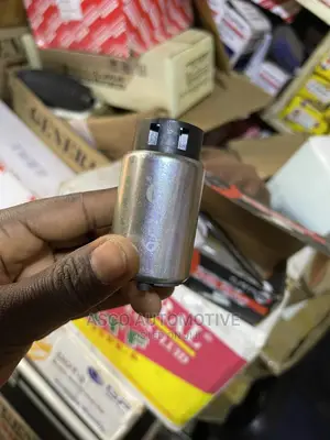 Toyota Fuel Pump for Ractis Sienta Hilux Vigo With Petrol