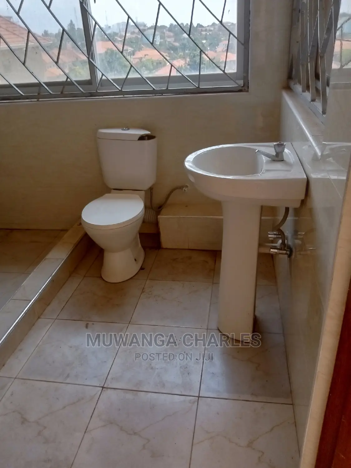 2bdrm Duplex in Fs Properties Ltd, Central Division for Rent