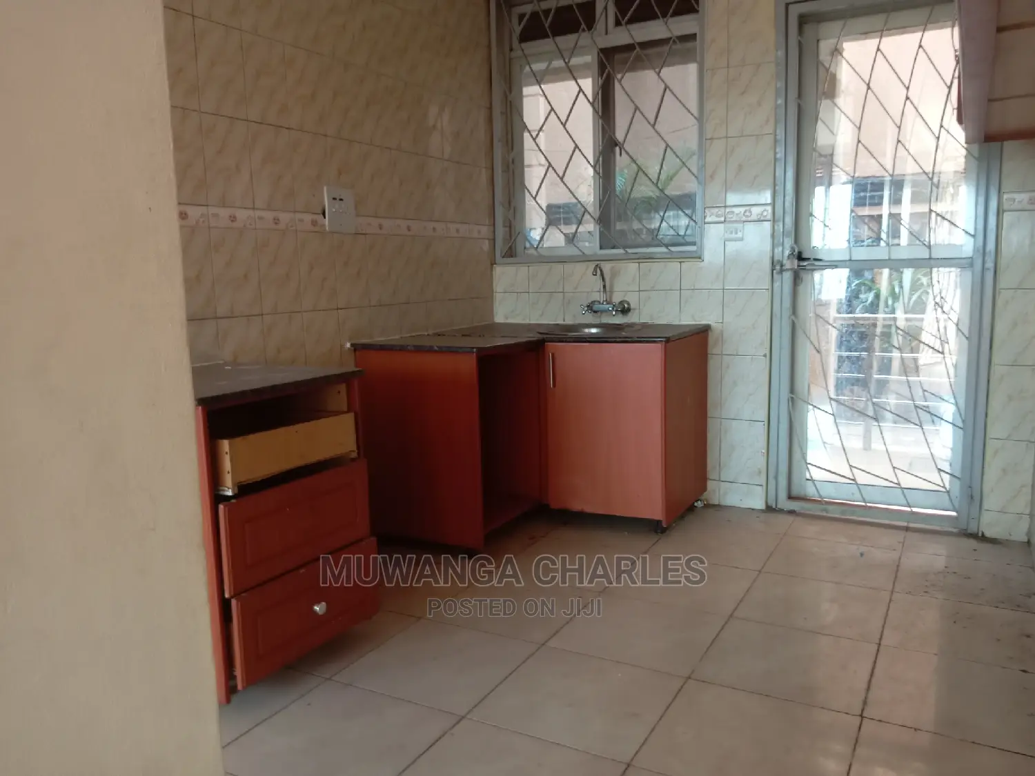 2bdrm Duplex in Fs Properties Ltd, Central Division for Rent