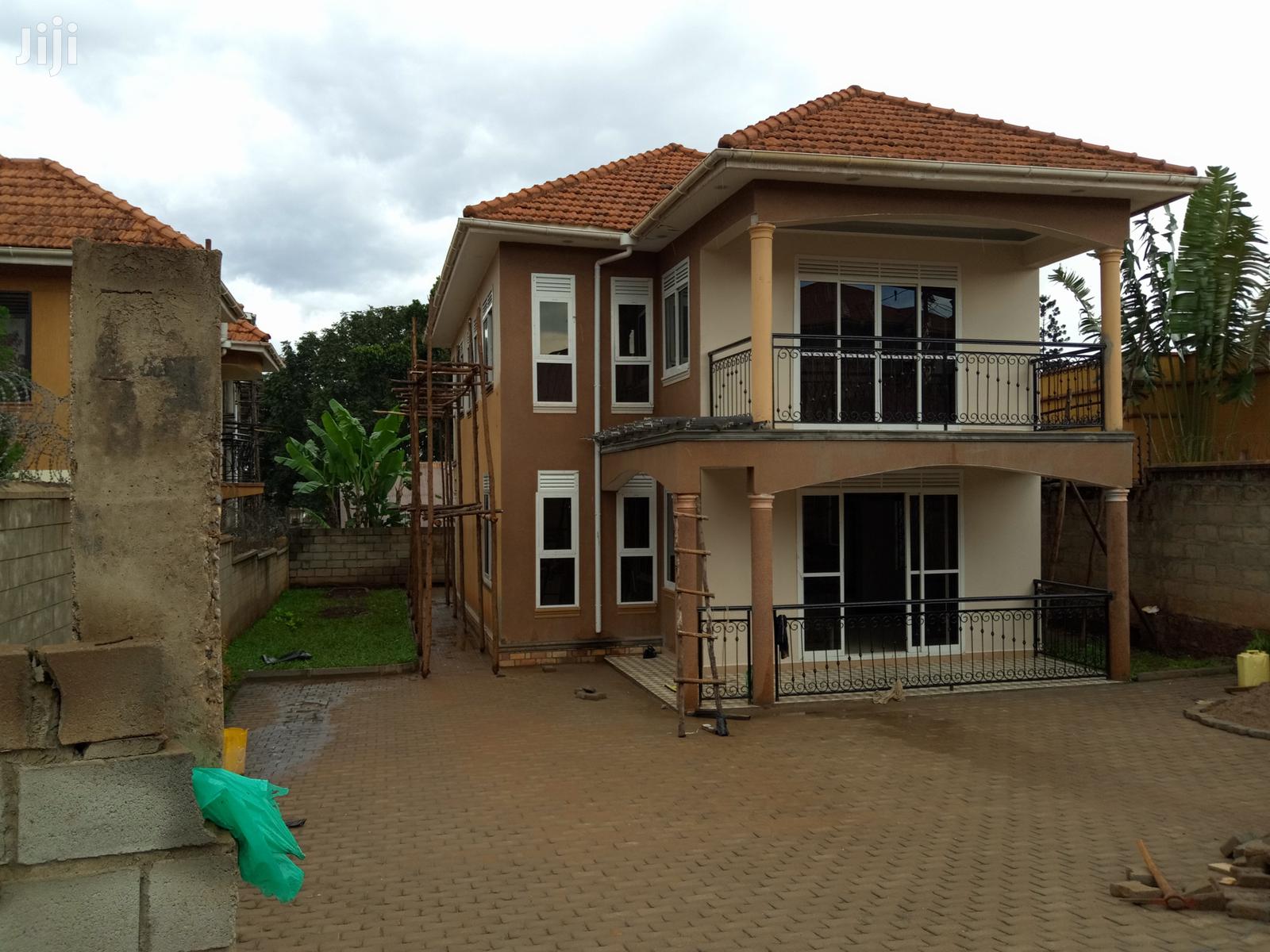Deal, Naalya Brand New Mansion on Sale