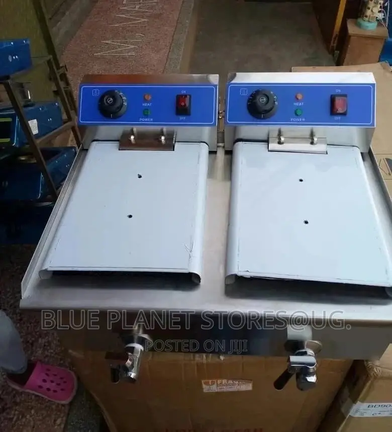20L Electric Deep Fryer With Drain Faucet | 3+3kw | Hef-102v