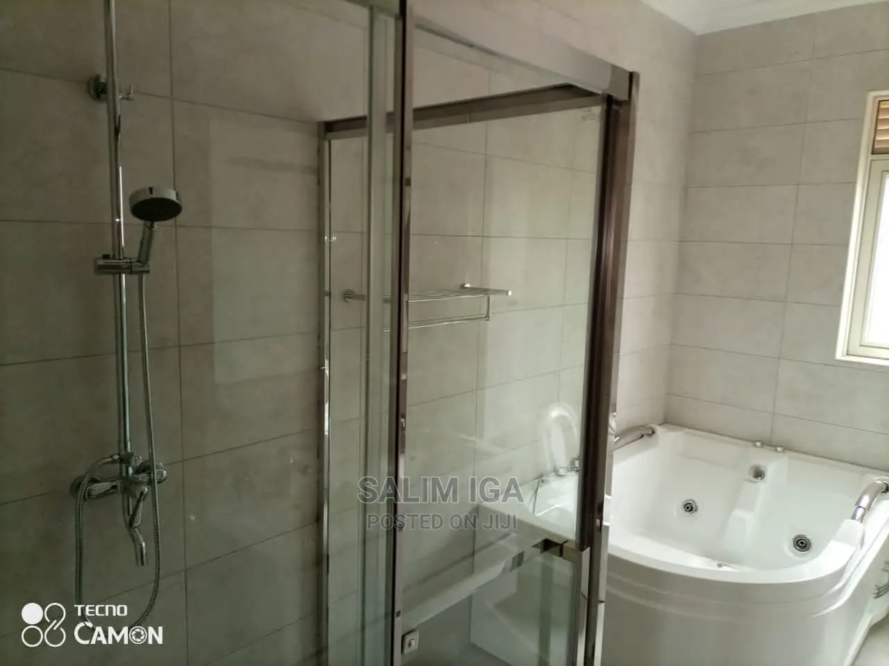 Furnished 3bdrm Block of Flats in Kololo Property, Central Division