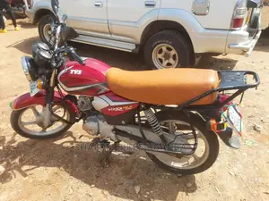 Honda RC51 2022 Red