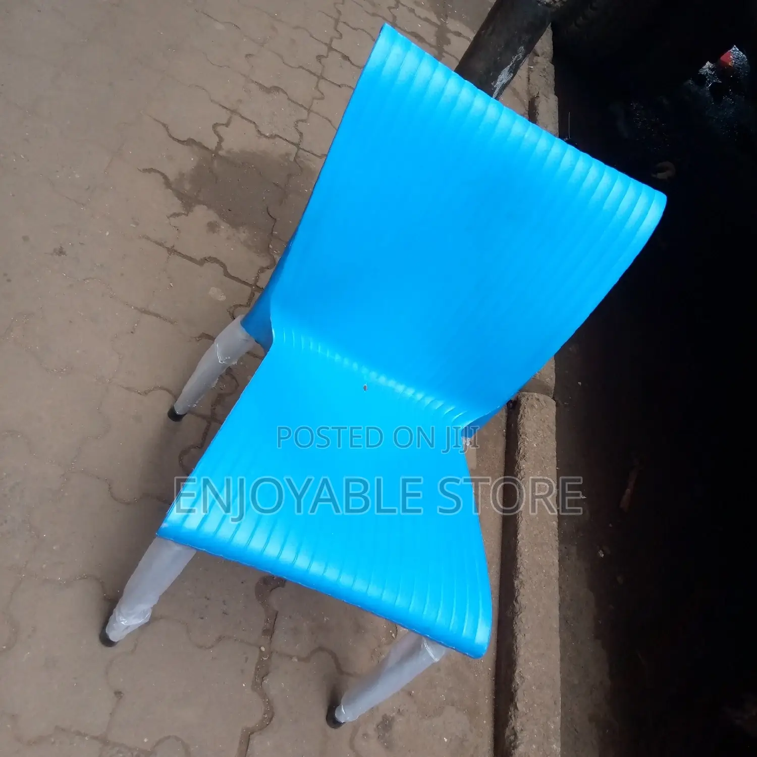 Plastic Supreme Chair With Steel Legs