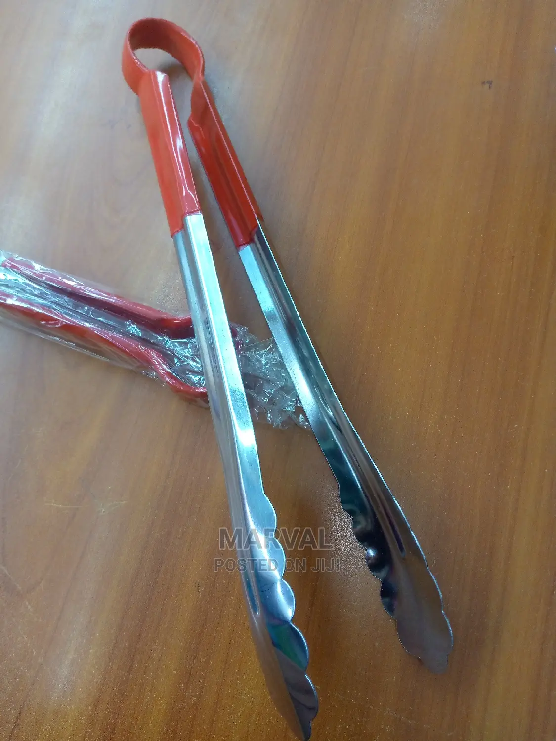 Tong Medium