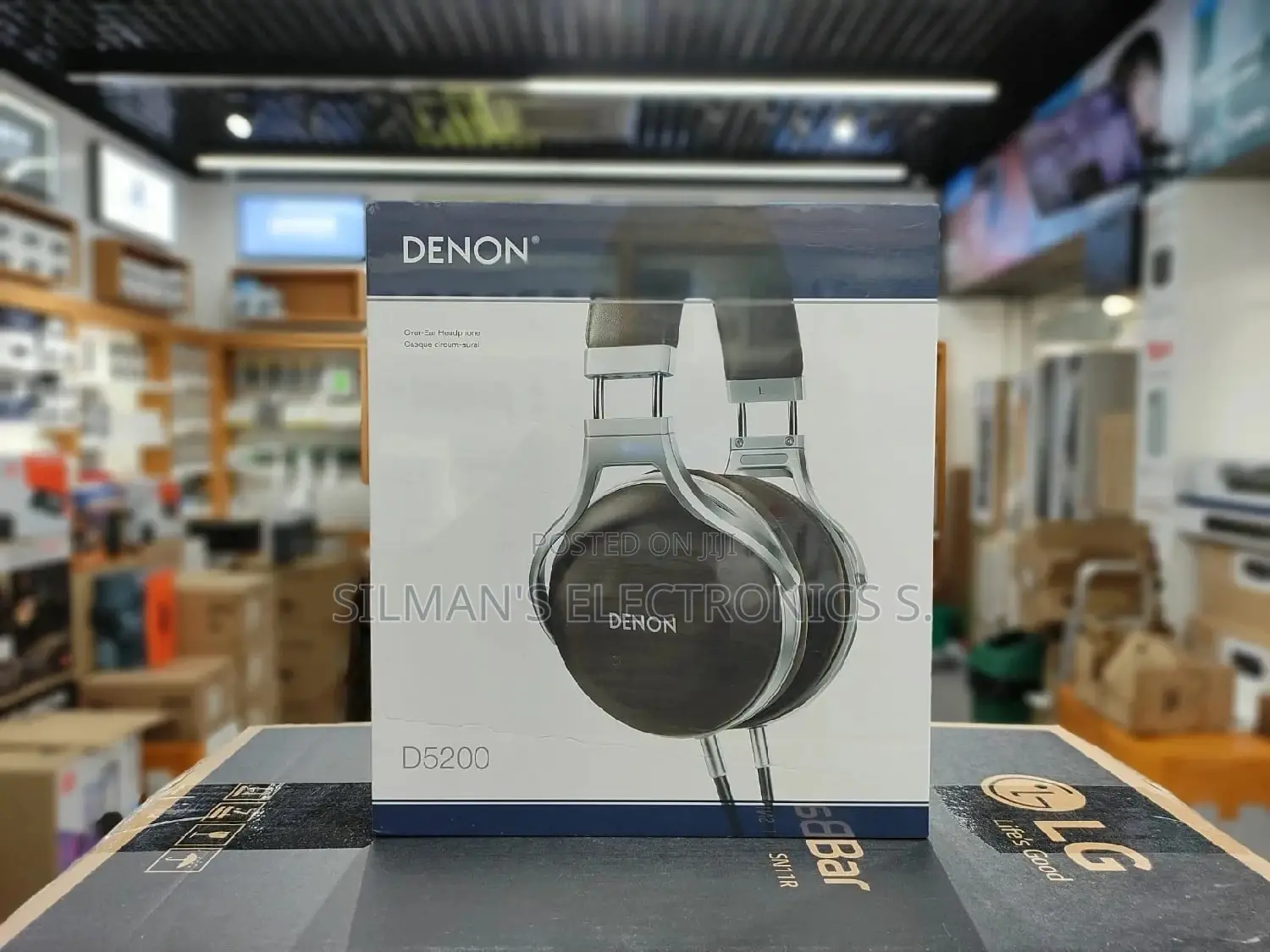 Denon D5200 Headphones