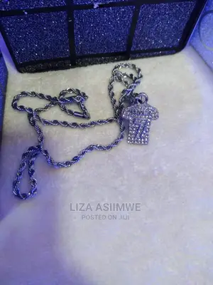 Men’S Simple Necklaces Available With a Baddest 7 Pendant