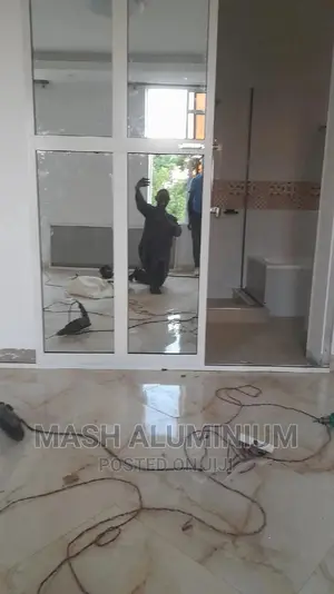 Single Sliding Shower Door