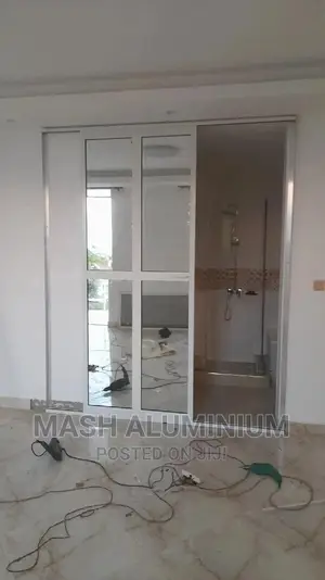 Single Sliding Shower Door