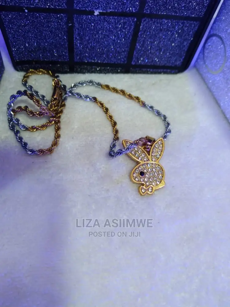 Simple Men’S Necklaces Available