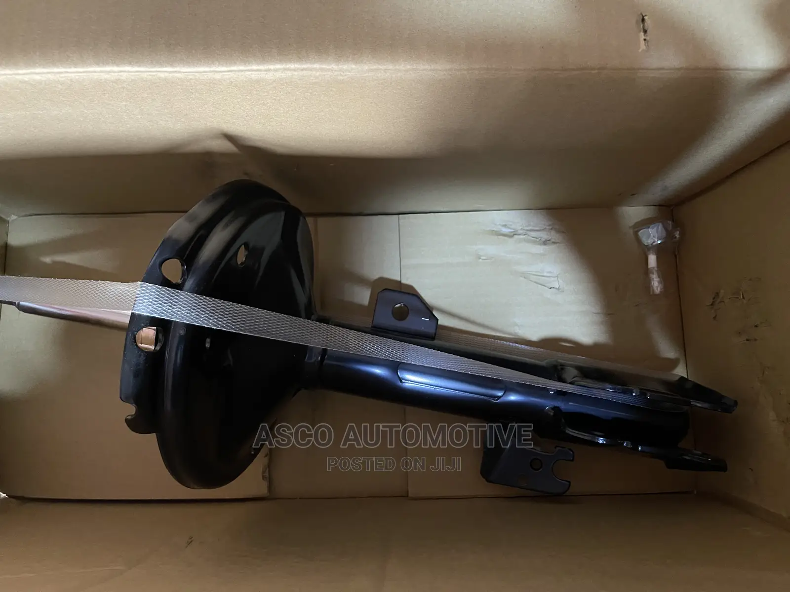 100%Genuine Front KYB Shock Absorbers Harrier Kawundo Kluger