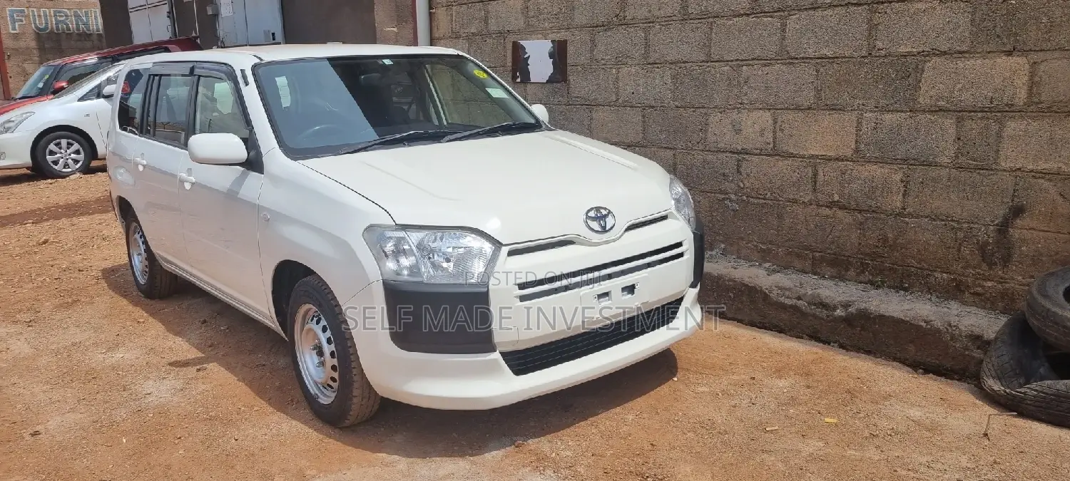 Toyota Probox 2015 White