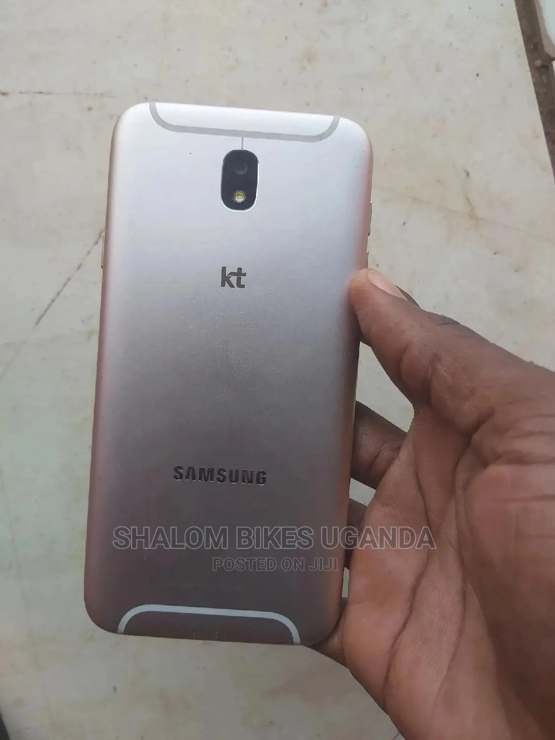 Samsung Galaxy J7 Pro 32 GB Gold
