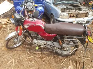 Honda VFR 700F 2017 Red