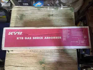 100%Genuine Front KYB Shock Absorbers Hilux Vigo 08 Up 2015