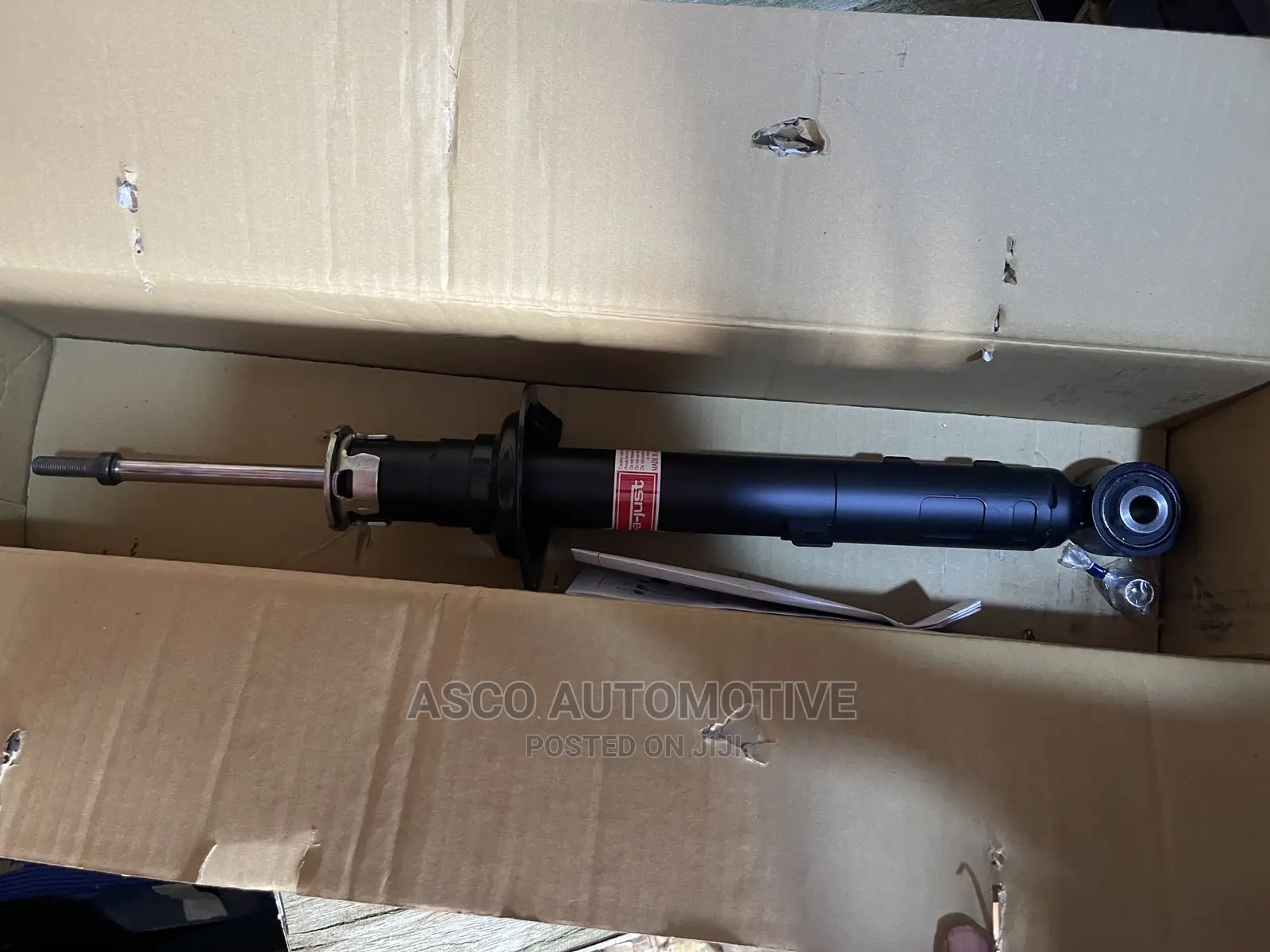 100 % Genuine KYB Front Shock Absorbers for Toyota Mark X