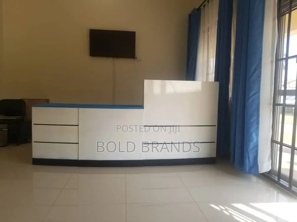 Reception Counter/Arch Design