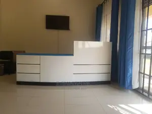 Reception Counter/Arch Design
