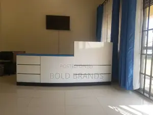 Reception Counter/Arch Design