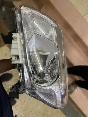 Nissan Navara 2016 - 2019 Headlamp