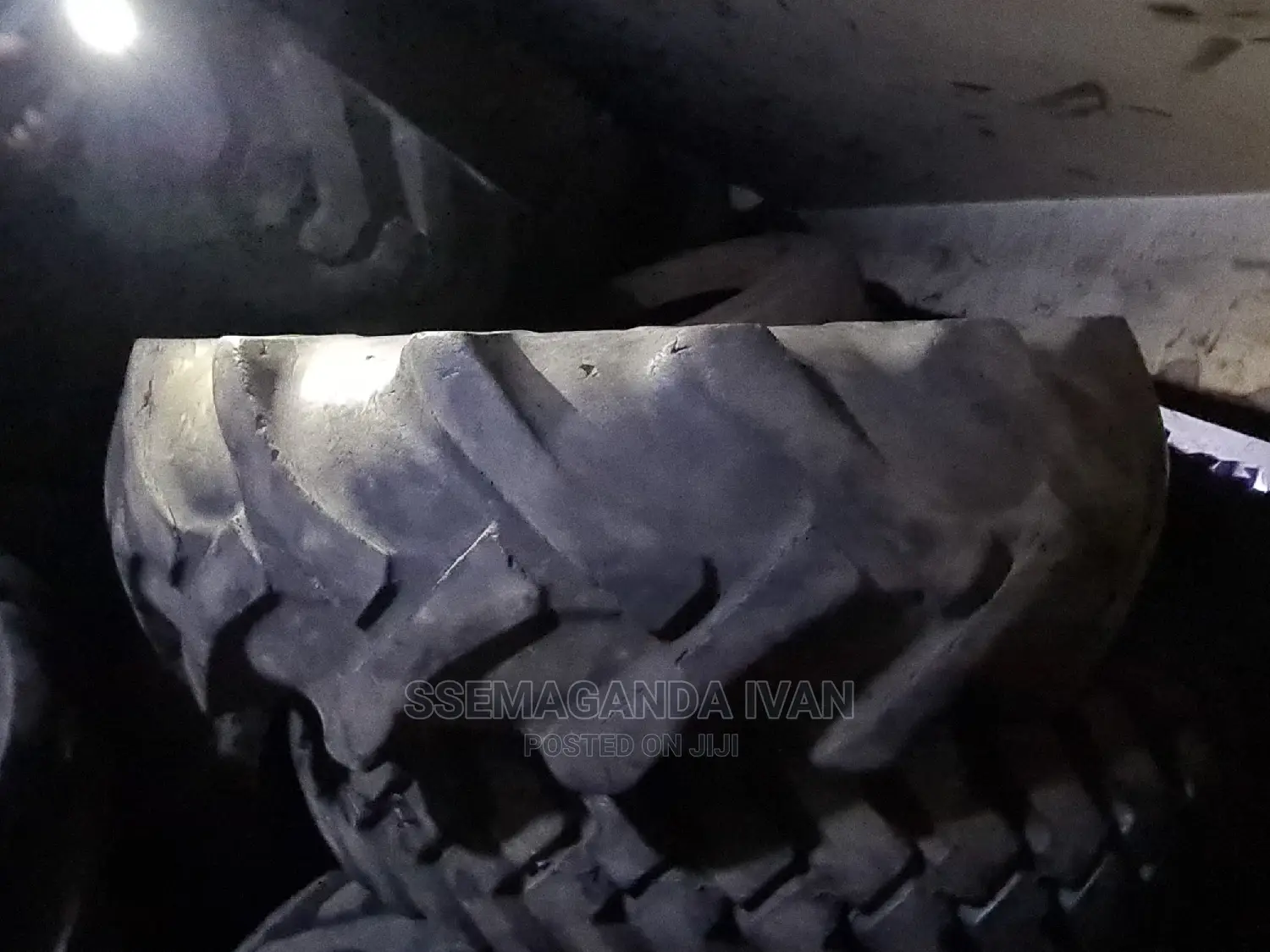 14.9r24 Second Hand Tyre
