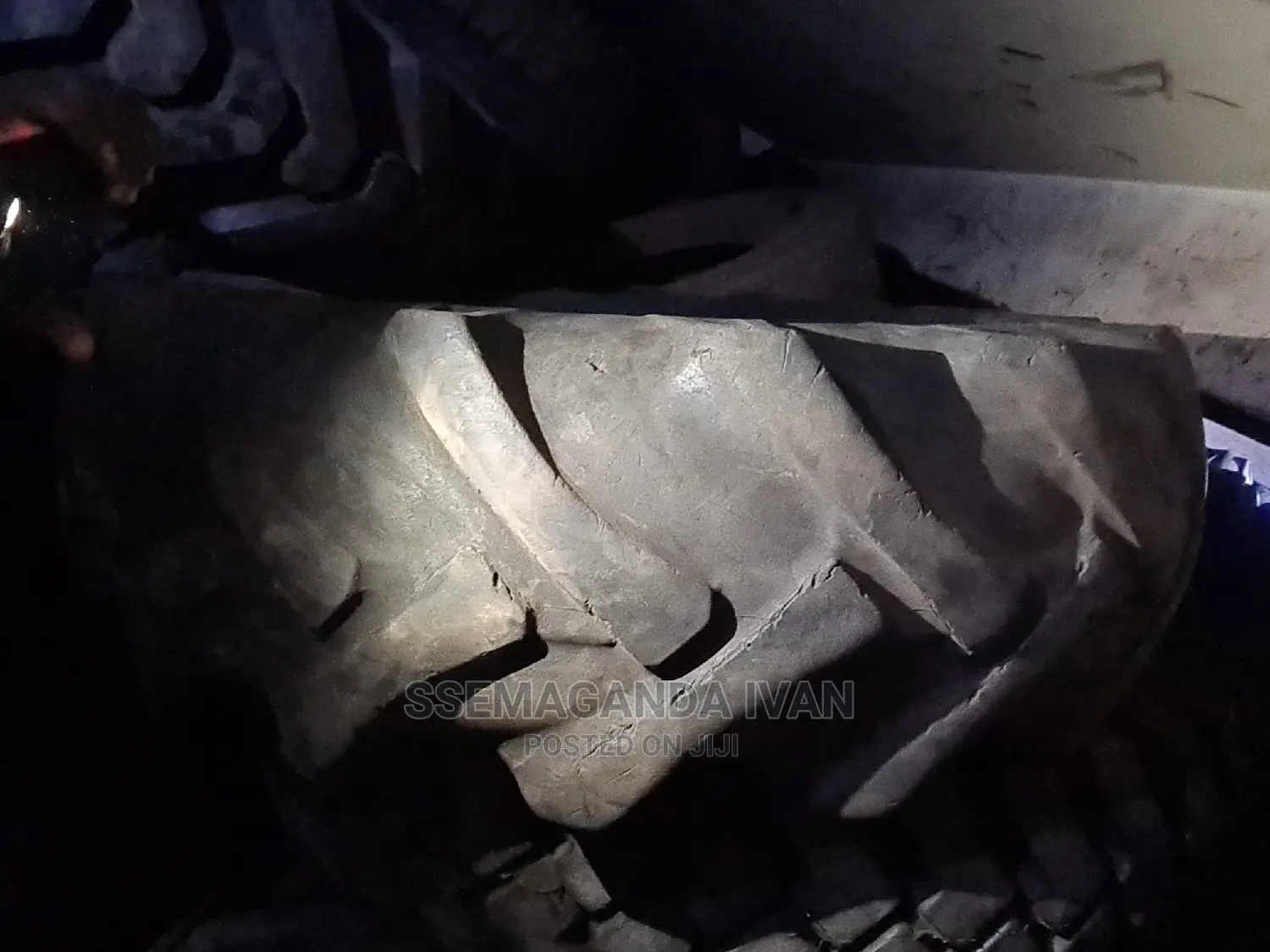 14.9r24 Second Hand Tyre