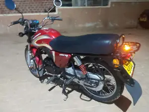 Mahindra Mojo 2018 Red