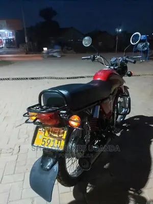 Mahindra Mojo 2018 Red