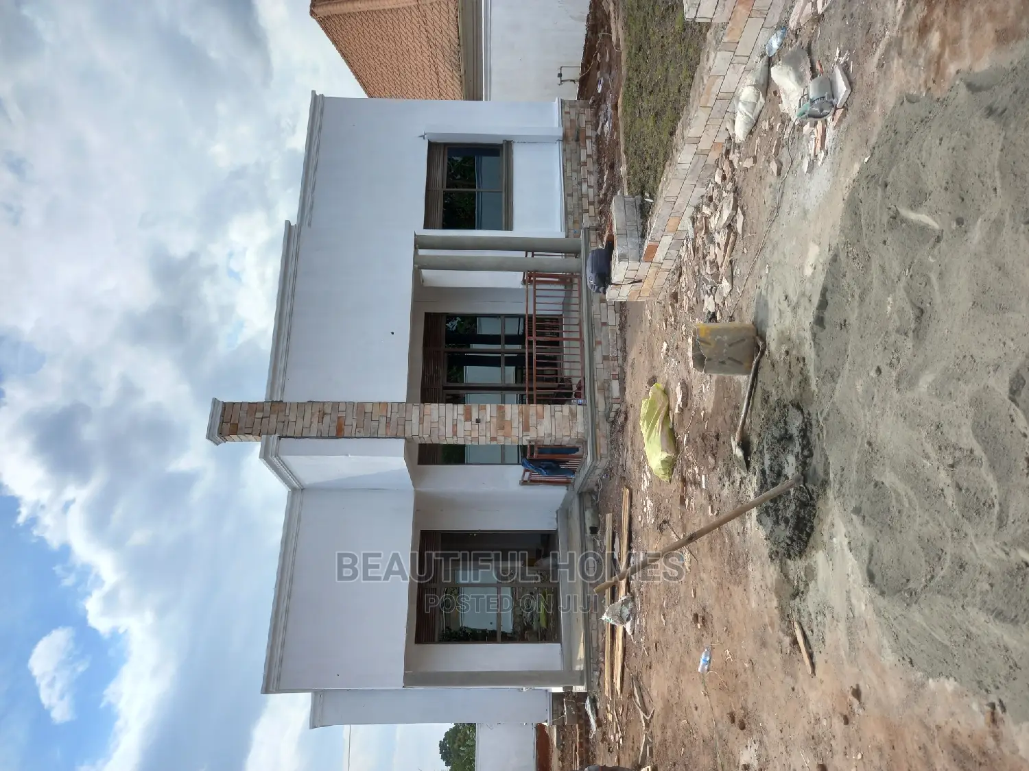 Furnished 4bdrm Bungalow in Kira for Sale