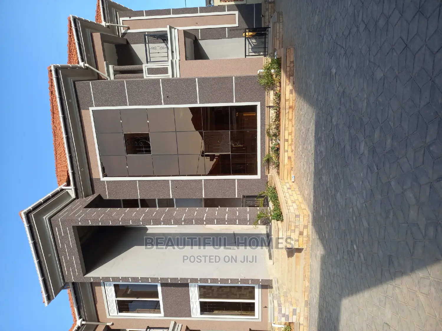 Furnished 6bdrm Mansion in Kisaasi, Central Division for Sale