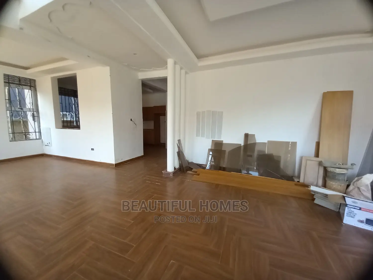 Furnished 5bdrm Mansion in Kira Mamerito Road, Central Division