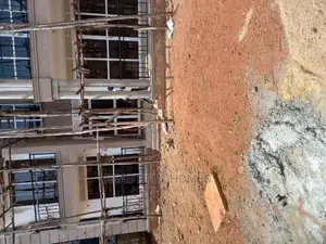 Furnished 5bdrm Mansion in Kira Mamerito Road, Central Division