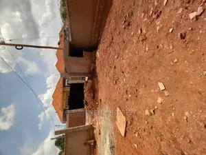 Furnished 5bdrm House in Kisaasi, Central Division for Sale