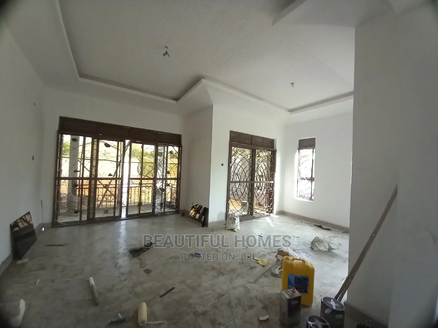 Furnished 5bdrm House in Kisaasi, Central Division for Sale