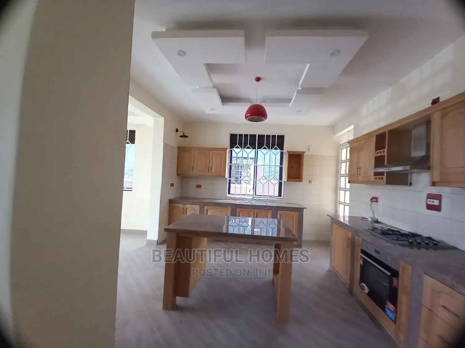 Furnished 5bdrm Mansion in Kira Ministers for Sale