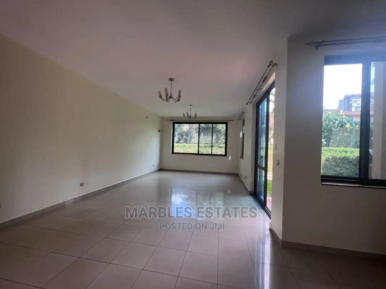 5bdrm Townhouse/Terrace in Kololo, Central Division for Rent