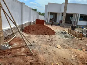 Furnished 4bdrm House in Kira for Sale