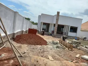 Furnished 4bdrm House in Kira for Sale