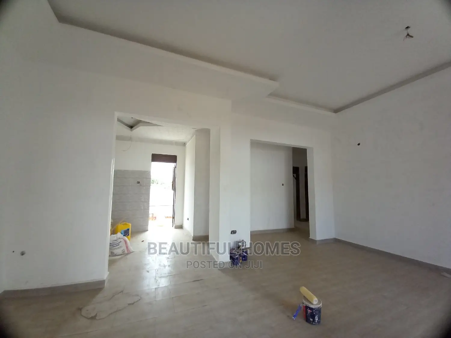 Furnished 4bdrm House in Kira for Sale