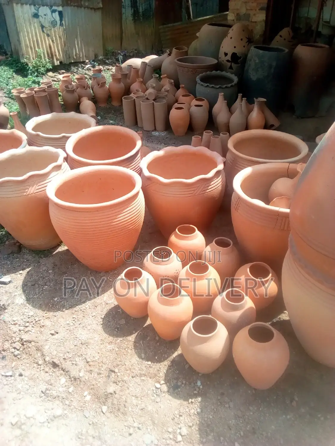 Pottery ((Flower Pots)