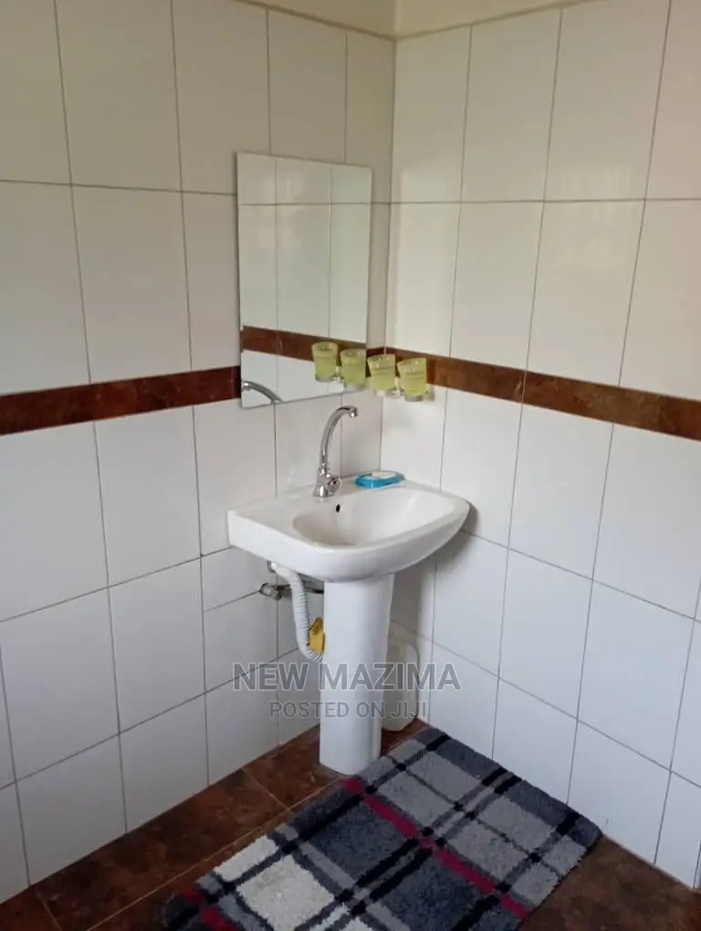 Furnished 2bdrm House in Zana, Division a for Rent