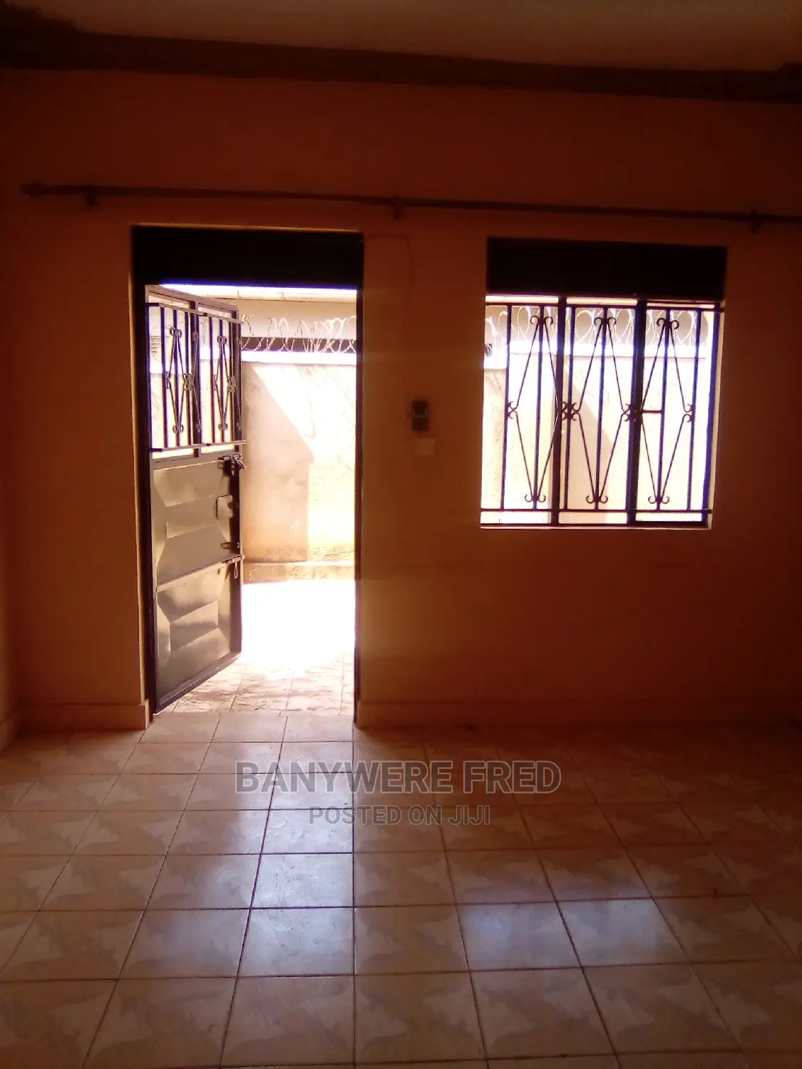 Furnished 2bdrm Bungalow in Kira for Rent