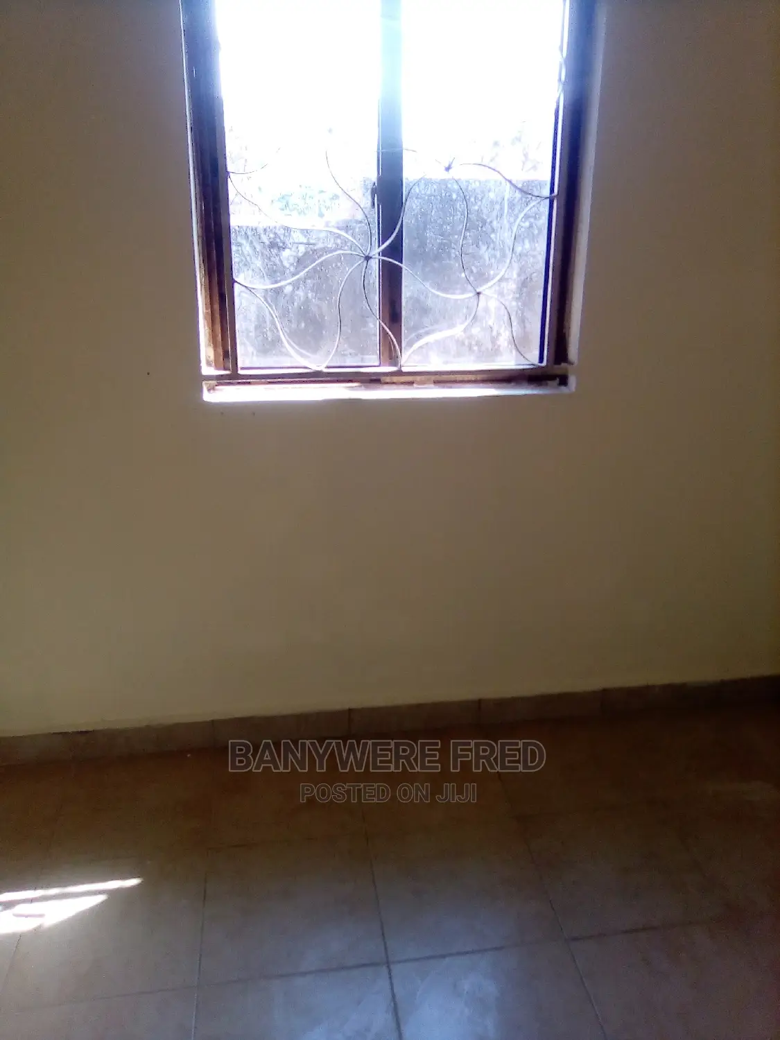 Furnished 2bdrm Bungalow in Kira for Rent