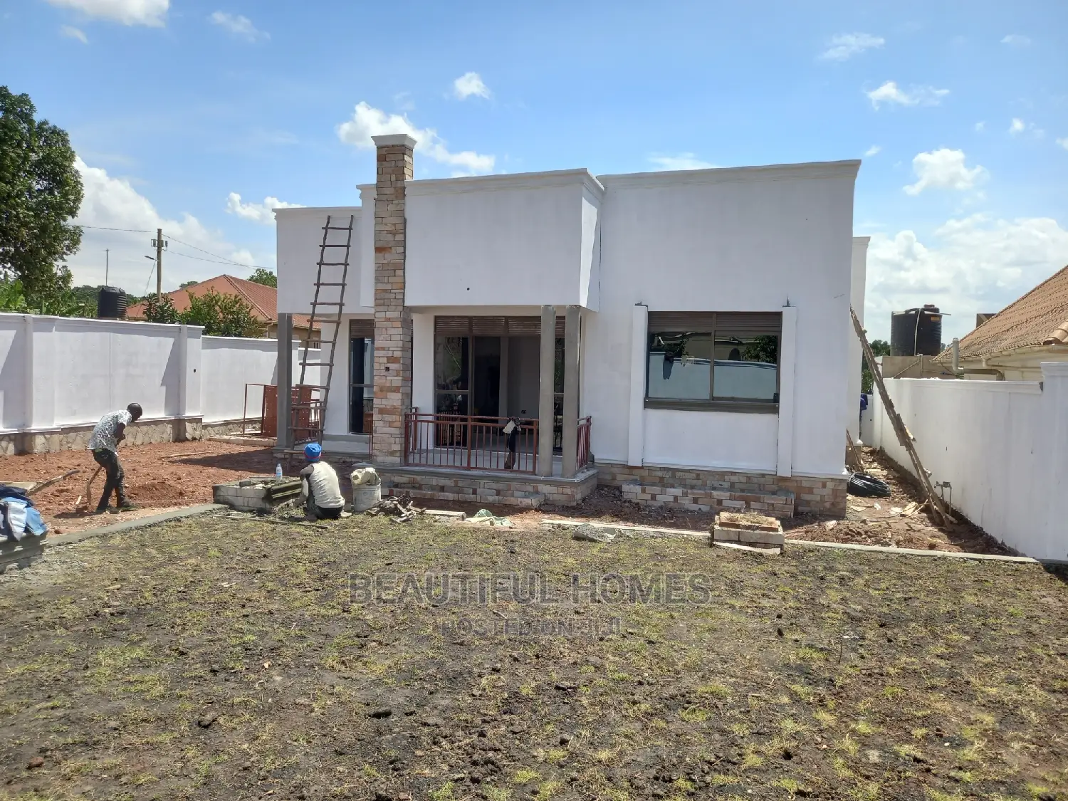 Furnished 4bdrm House in Kira for Sale