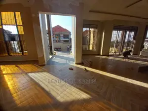Furnished 6bdrm House in Kisaasi Tarmacked, Central Division for Sale