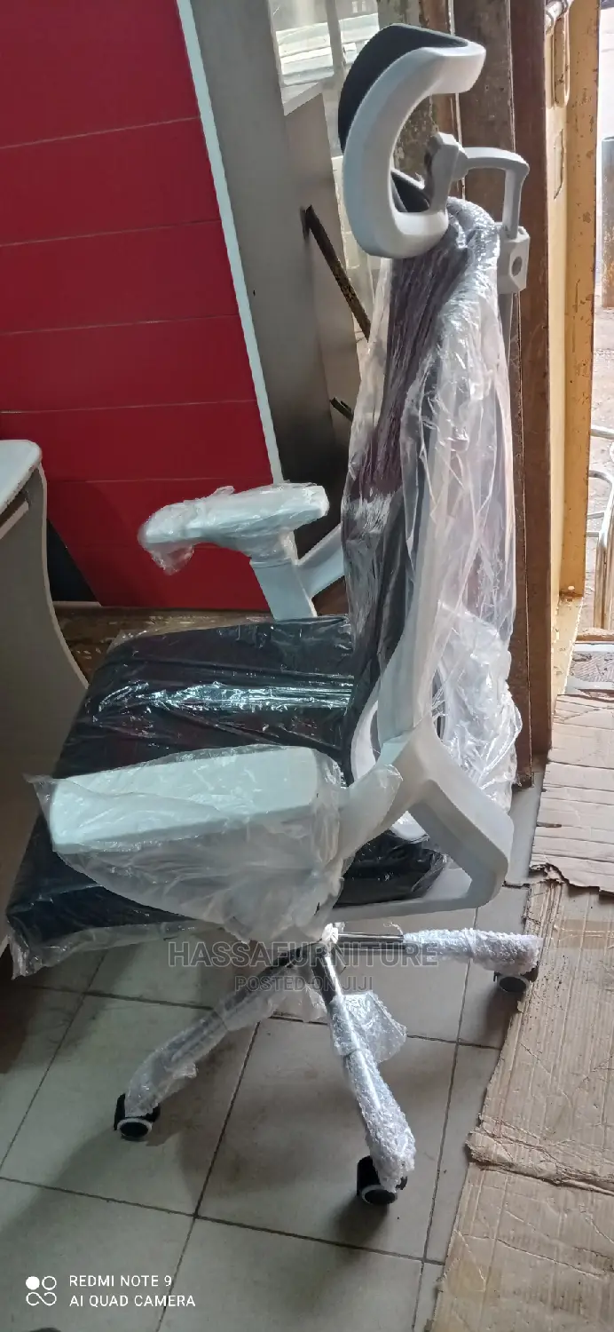 Mesh Office Chair Colour White